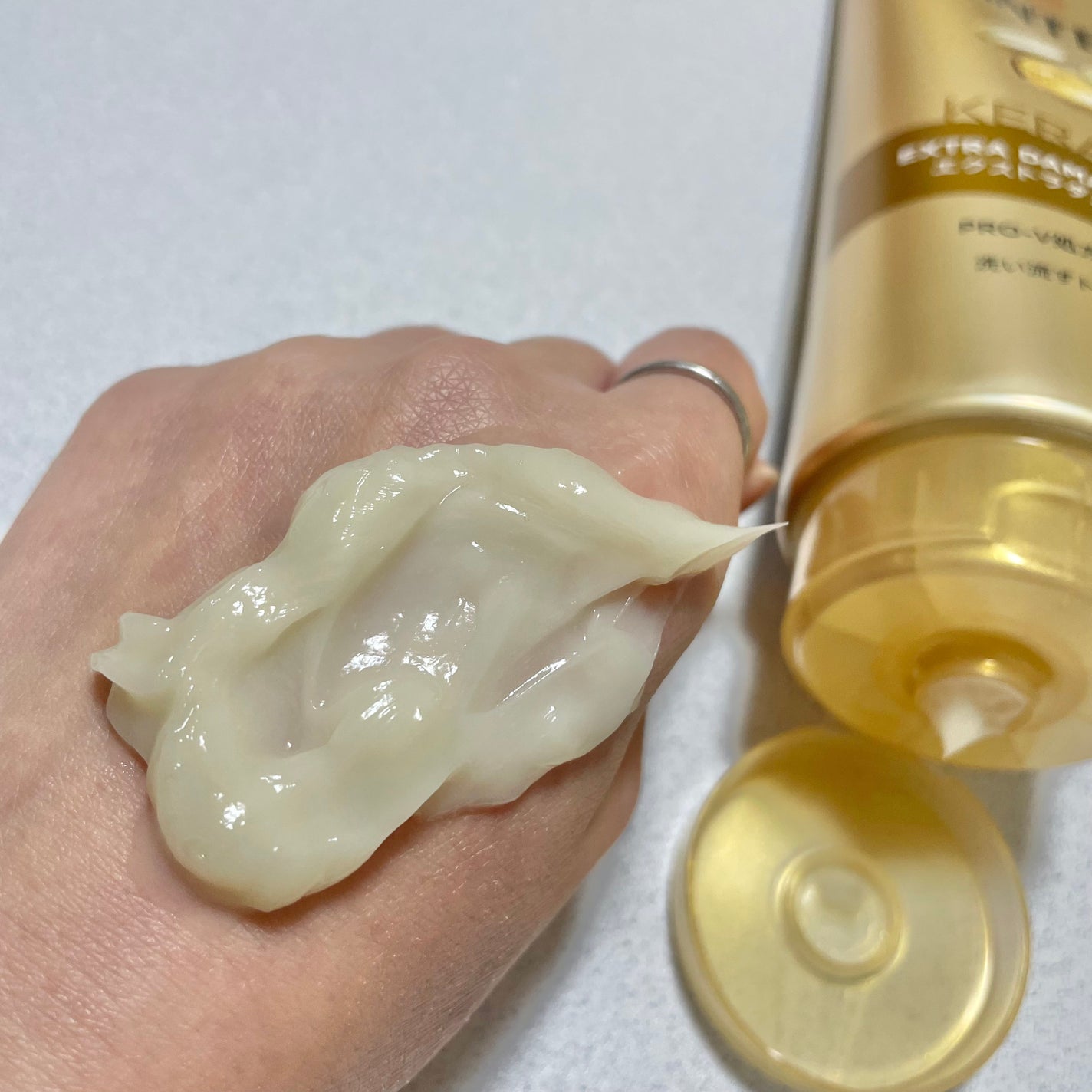 エクストラダメージリペア 洗い流すトリートメント/パンテーン/洗い流すヘアトリートメントを使ったクチコミ(4枚目)