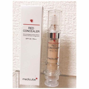 

medicube(メディキューブ)
RED CONCEALER(コンシーラー)5.5ml
¥2.690
＊Amazonだと2,000円以下で買える


韓国コスメです。
色は2種類
私は明るい方の2