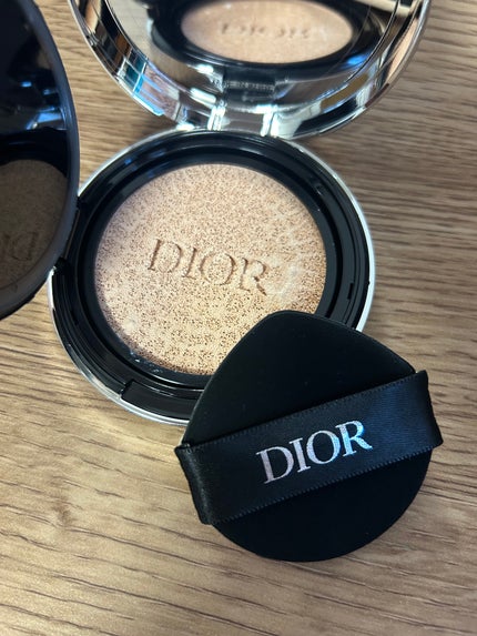 ディオールスキン フォーエヴァー トーンアップ グロウ クッション(リフィル)/Dior/ベースメイクを使ったクチコミ(3枚目)