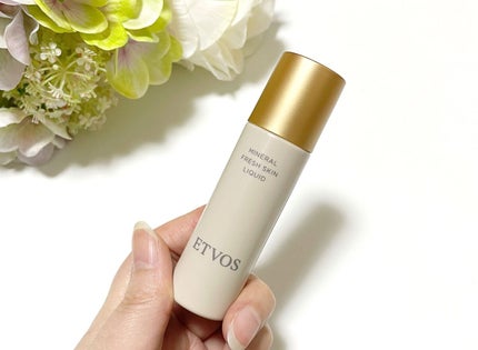 ミネラルフレッシュスキンリキッド/エトヴォス/リキッドファンデーションを使ったクチコミ(4枚目)