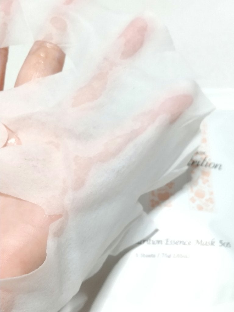 なつ@投稿ある方フォロバ on LIPS 「⭐️⭐️⭐️⭐️☆やわらかシートでツヤ肌に💕MITOMO美友女..」(2枚目)