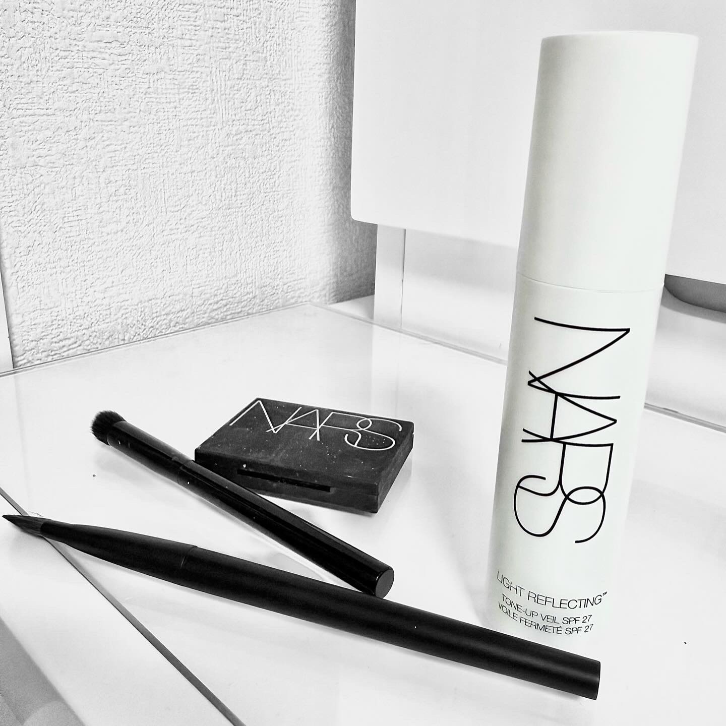 ライトリフレクティング　トーンアップヴェール/NARS/化粧下地を使ったクチコミ（1枚目）