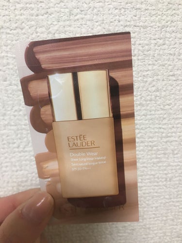 ESTEE LAUDER ダブル ウェア シアー メークアップのクチコミ「ESTEE LAUDER
ダブル ウェア シアー メークアップ
12　デザートベージュ

〜フ.....」（1枚目）