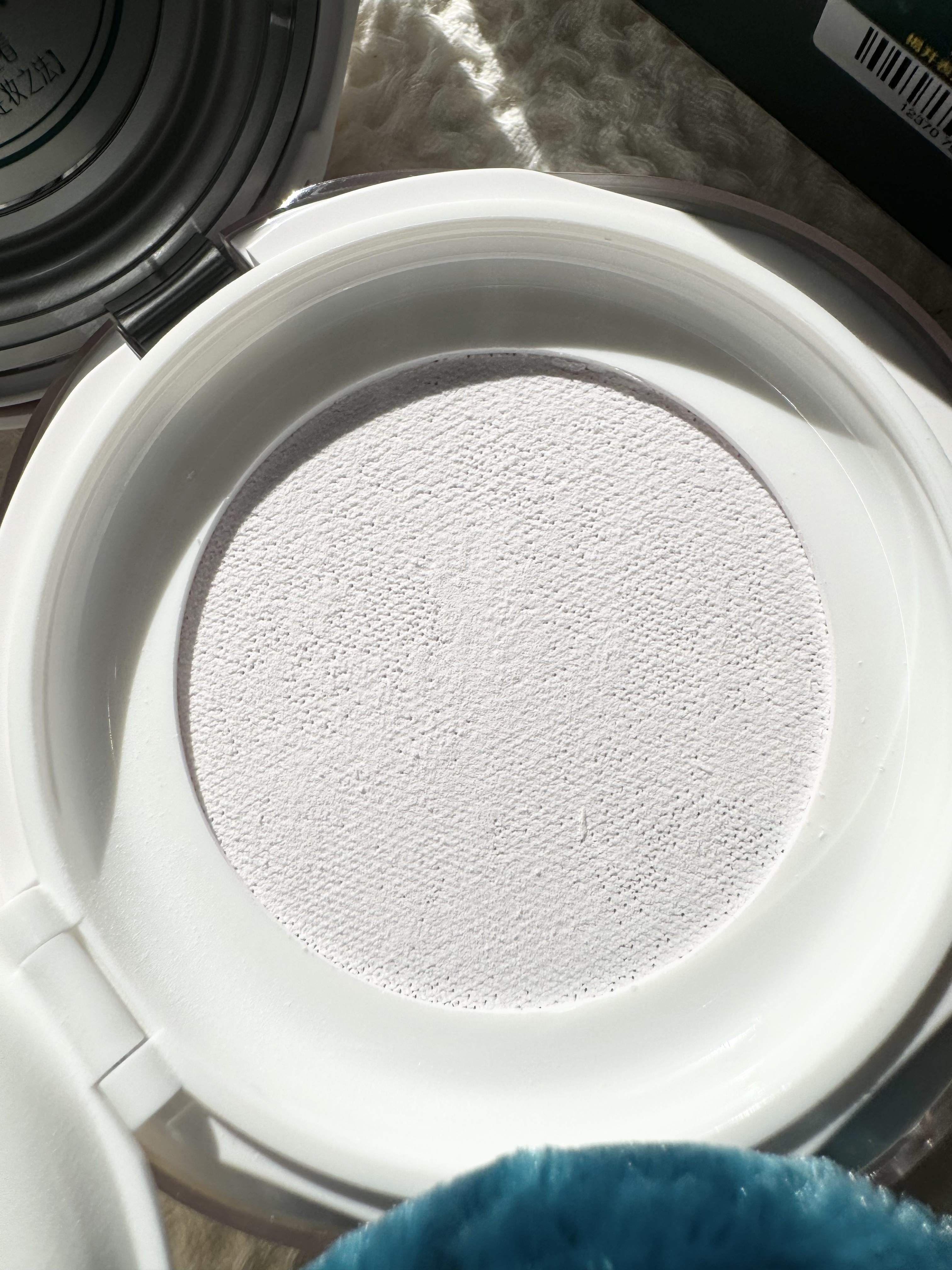 玉養桃花 ルースパウダー/花西子/ルースパウダーを使ったクチコミ（2枚目）