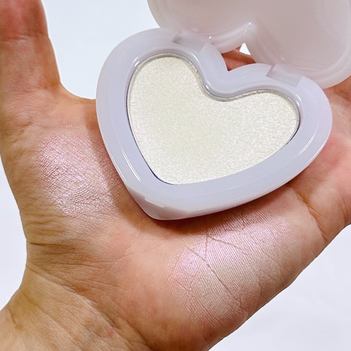 ラヴビーム グロウヴェール/lilybyred/パウダーハイライトを使ったクチコミ（3枚目）