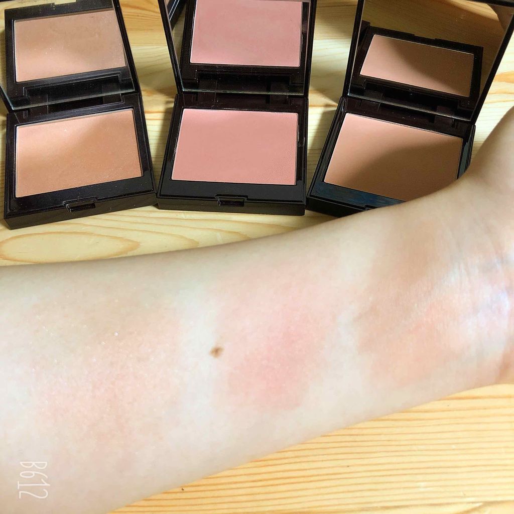 ブラッシュ カラー インフュージョン/ローラ メルシエ/パウダーチークを使ったクチコミ(3枚目)