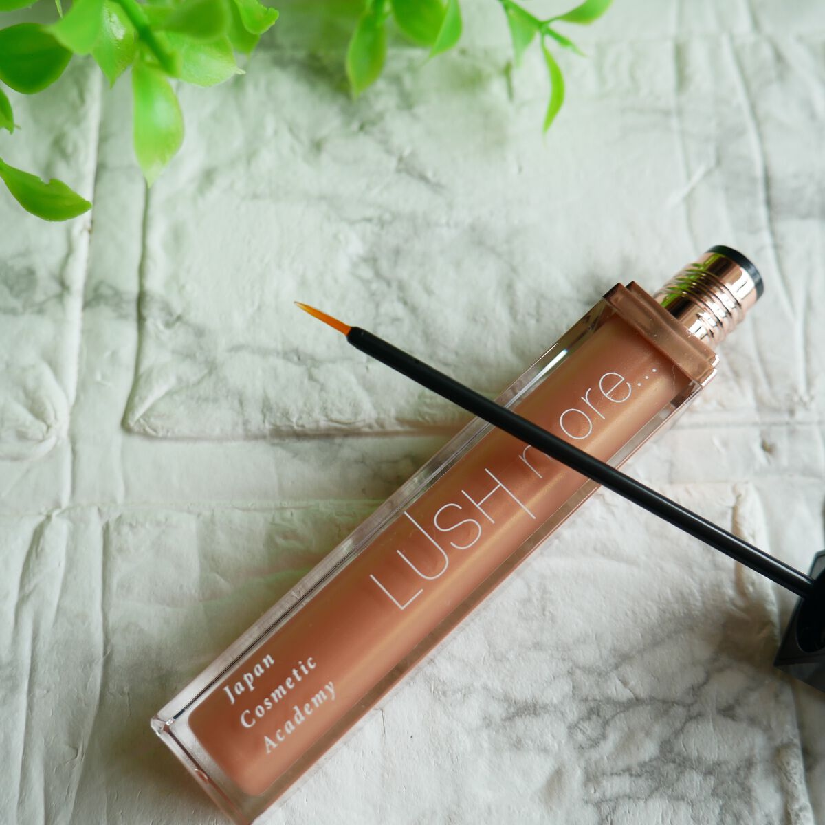 LUSH more.../Japan Cosmetic Academy/まつげ美容液を使ったクチコミ（1枚目）