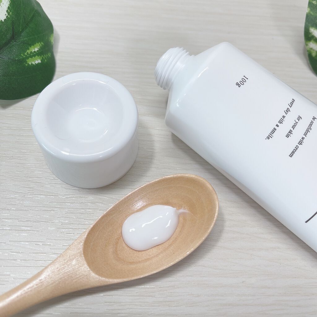 マッサージクリーム /クレアトーン/バストケア・ヒップケアを使ったクチコミ（2枚目）