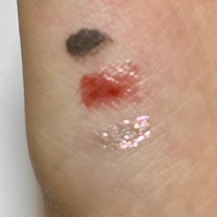 アンドバイロムアンド グラッシーボムティント/&nd by rom&nd/リップティントを使ったクチコミ(4枚目)