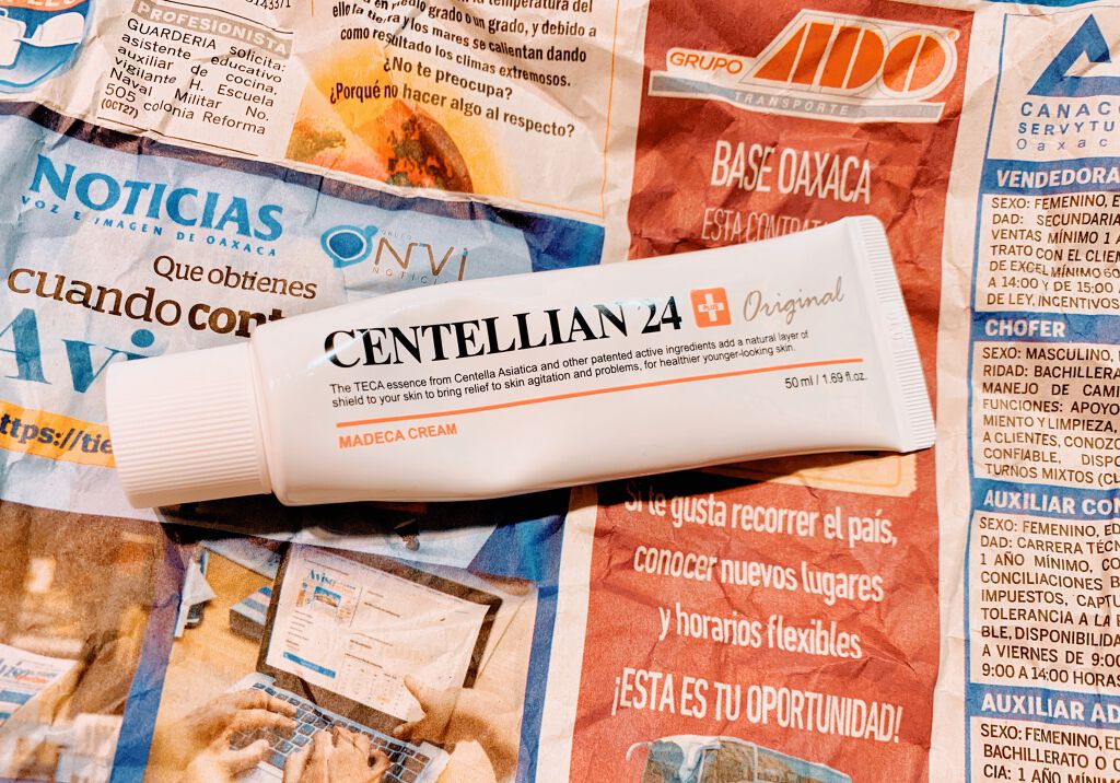 センテリアン24のマデカクリーム（シーズン1）。
ないと生きていけないクリーム。
5本くらいリピートしてる。

肌荒れ→即マデカ→だいたい一晩でなんとかなってる。
背中ニキビにも効いて最高🙌

使う時は、クリームの効果を邪魔しないように、