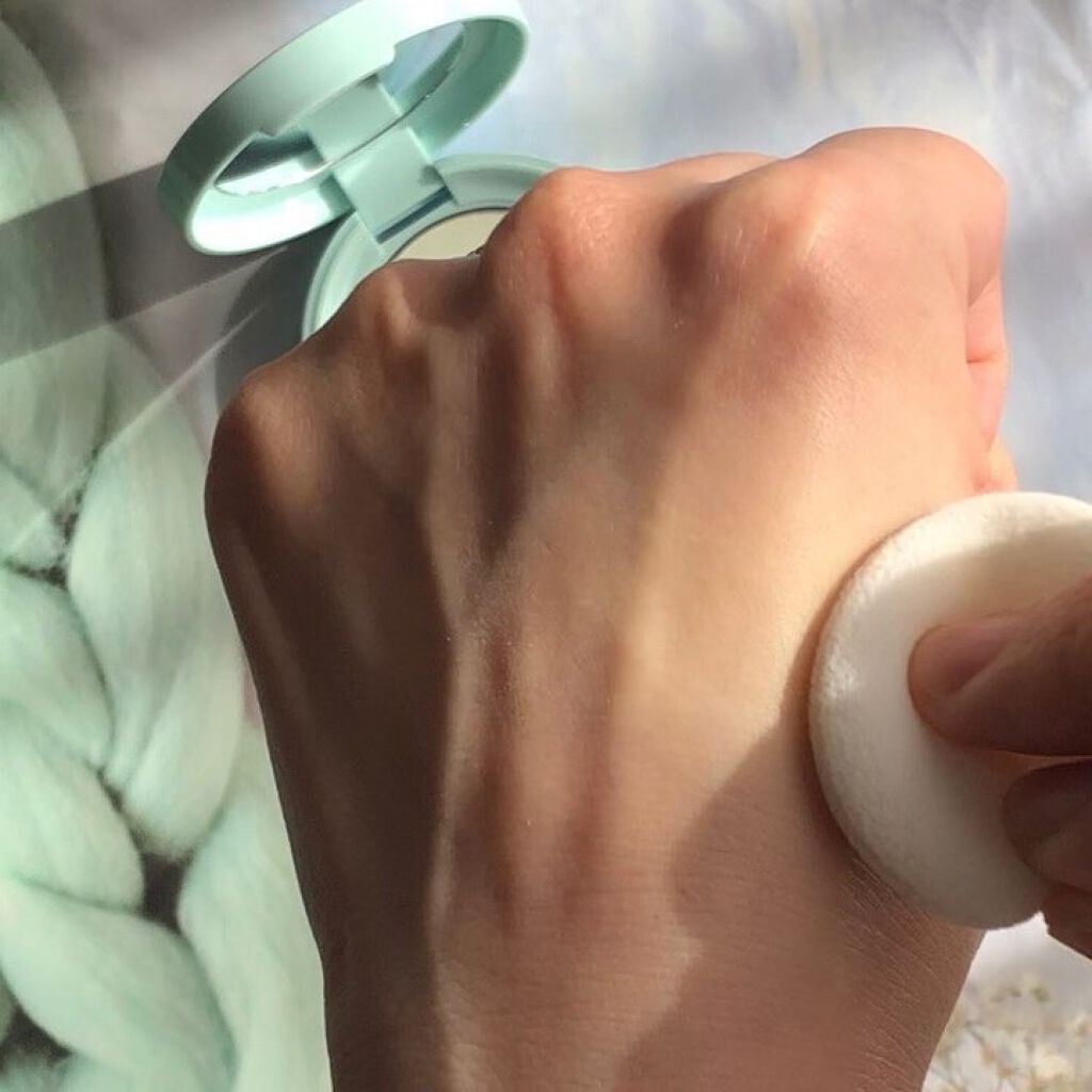 オイルコントロールパウダー<医薬部外品>/ファンケル/プレストパウダーを使ったクチコミ(7枚目)