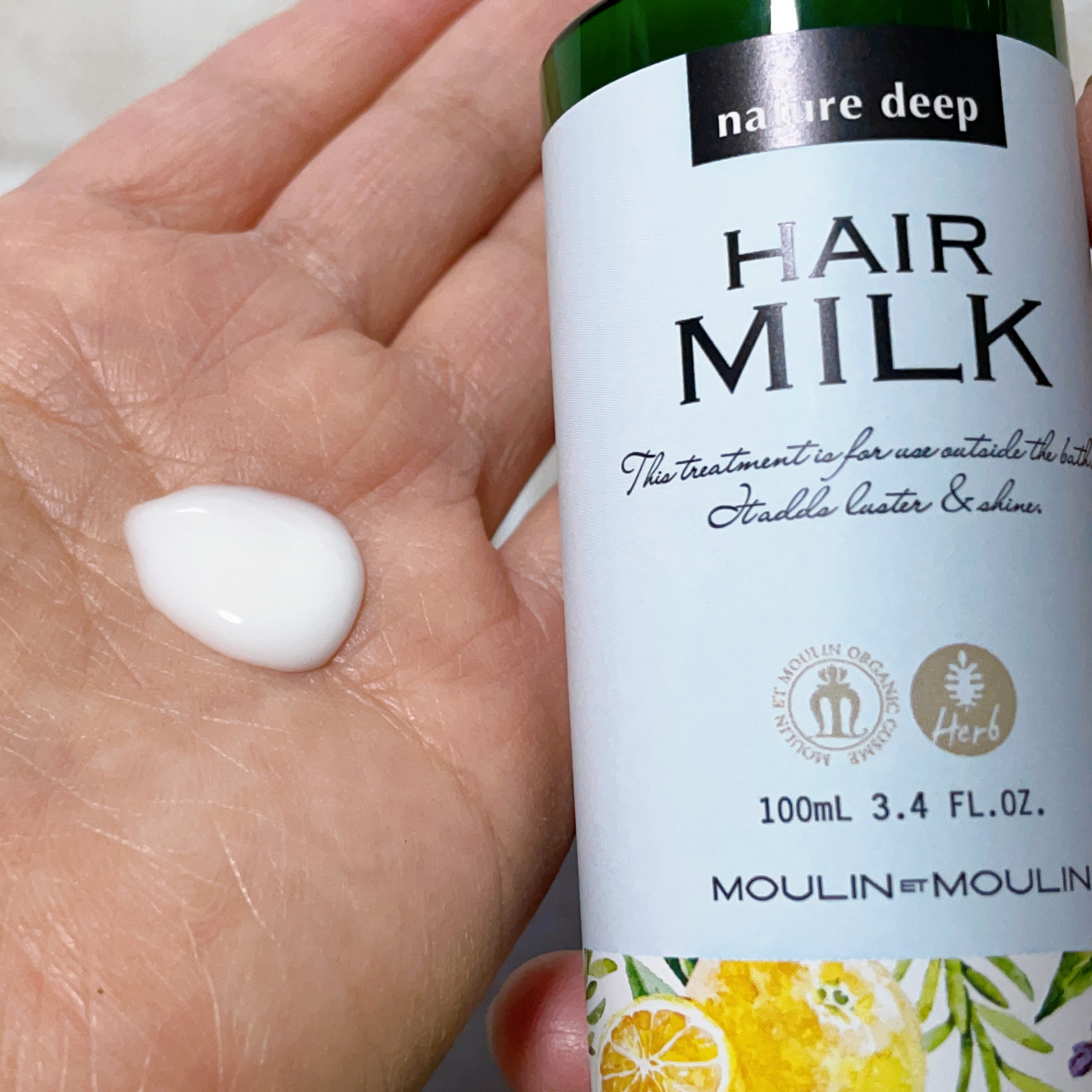ツヤ髪ミルク/ネイチャーディープ /ヘアミルクを使ったクチコミ（2枚目）