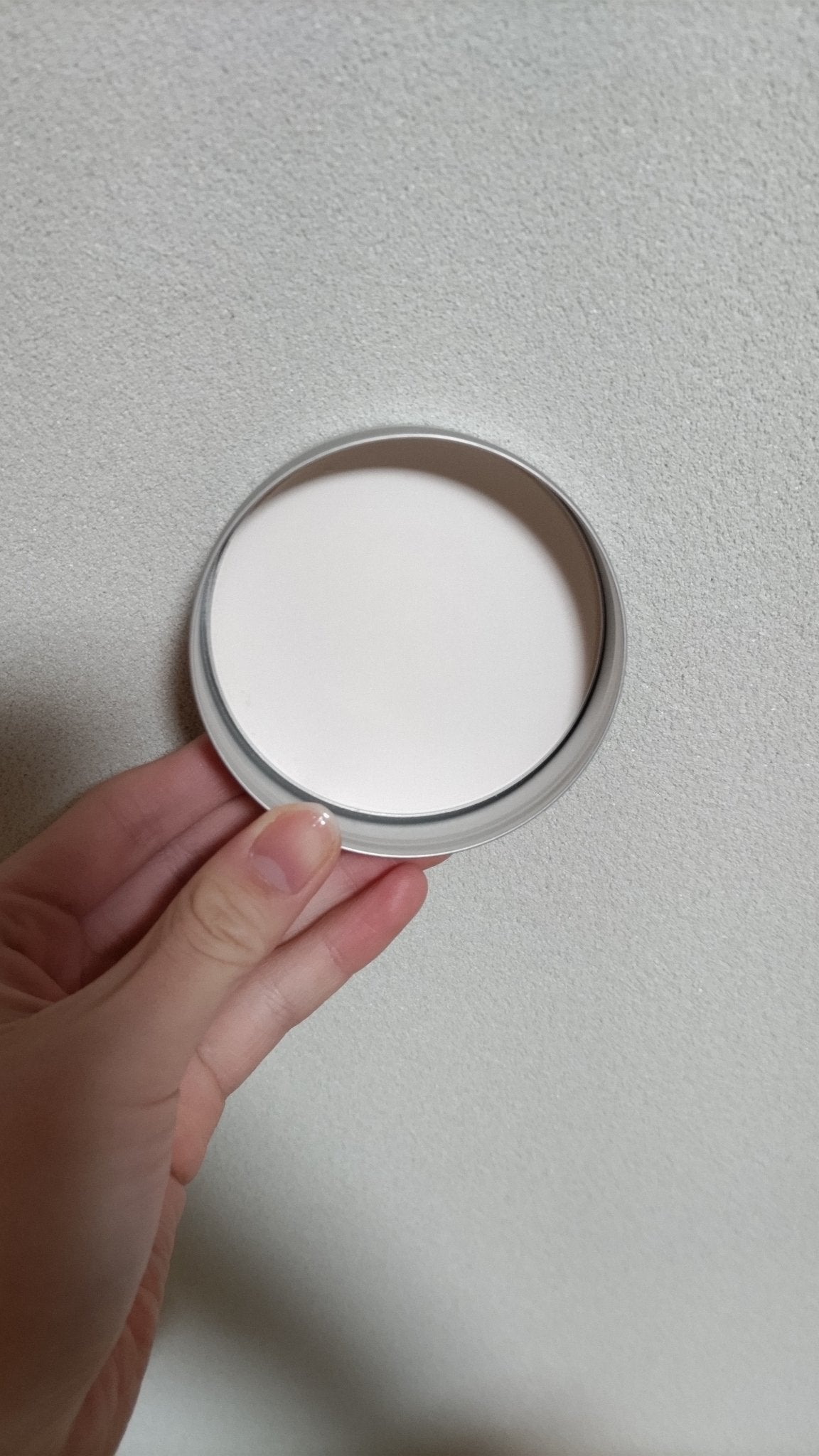 すっぴん ホワイトニングパウダーA/クラブ/プレストパウダーを使ったクチコミ(3枚目)