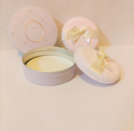 すっぴんパウダーC さくらジャスミンの香り 2024/クラブ/プレストパウダーを使ったクチコミ(4枚目)