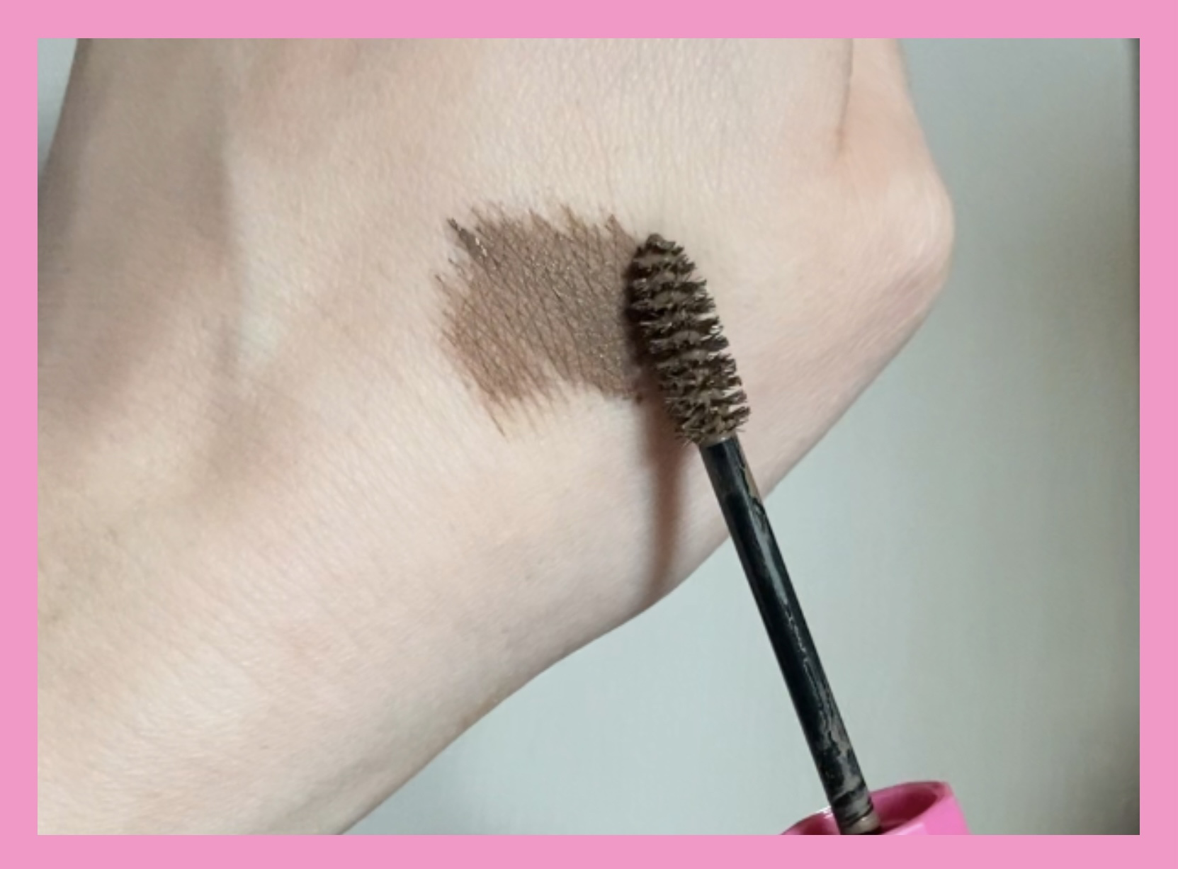 ヘビーローテーション カラーリングアイブロウEX/ヘビーローテーション/眉マスカラを使ったクチコミ（3枚目）