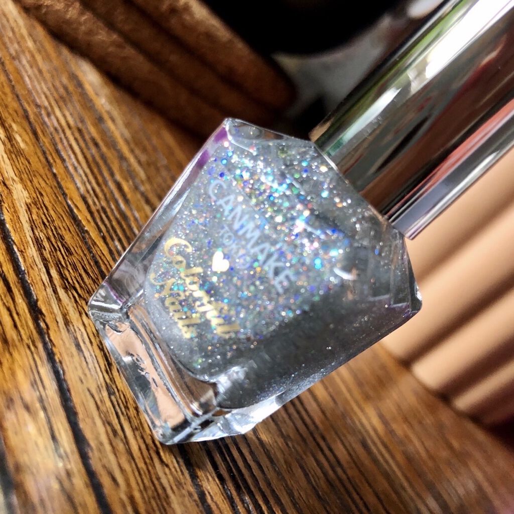 カラフルネイルズ/キャンメイク/マニキュアを使ったクチコミ（3枚目）