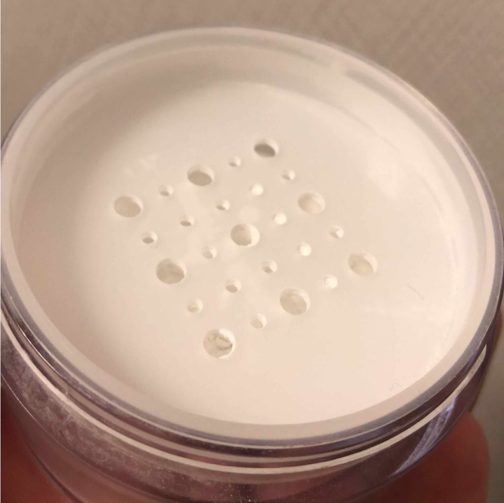 フィニッシングパウダー 763	クリアー/チャコット・コスメティクス/ルースパウダーを使ったクチコミ（3枚目）