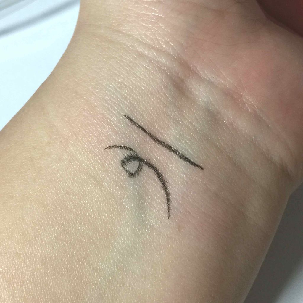 スムースリキッドアイライナー スーパーキープ/ヒロインメイク/リキッドアイライナーを使ったクチコミ(3枚目)