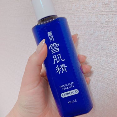 ✥KOSE　雪肌精　エンリッチ化粧水

✥200ｍL

✥定価5,000円（ドラッグストアでは30％off）

KOSEのホームページより引用
・みずみずしい潤いを与え、カサついた肌のキメ