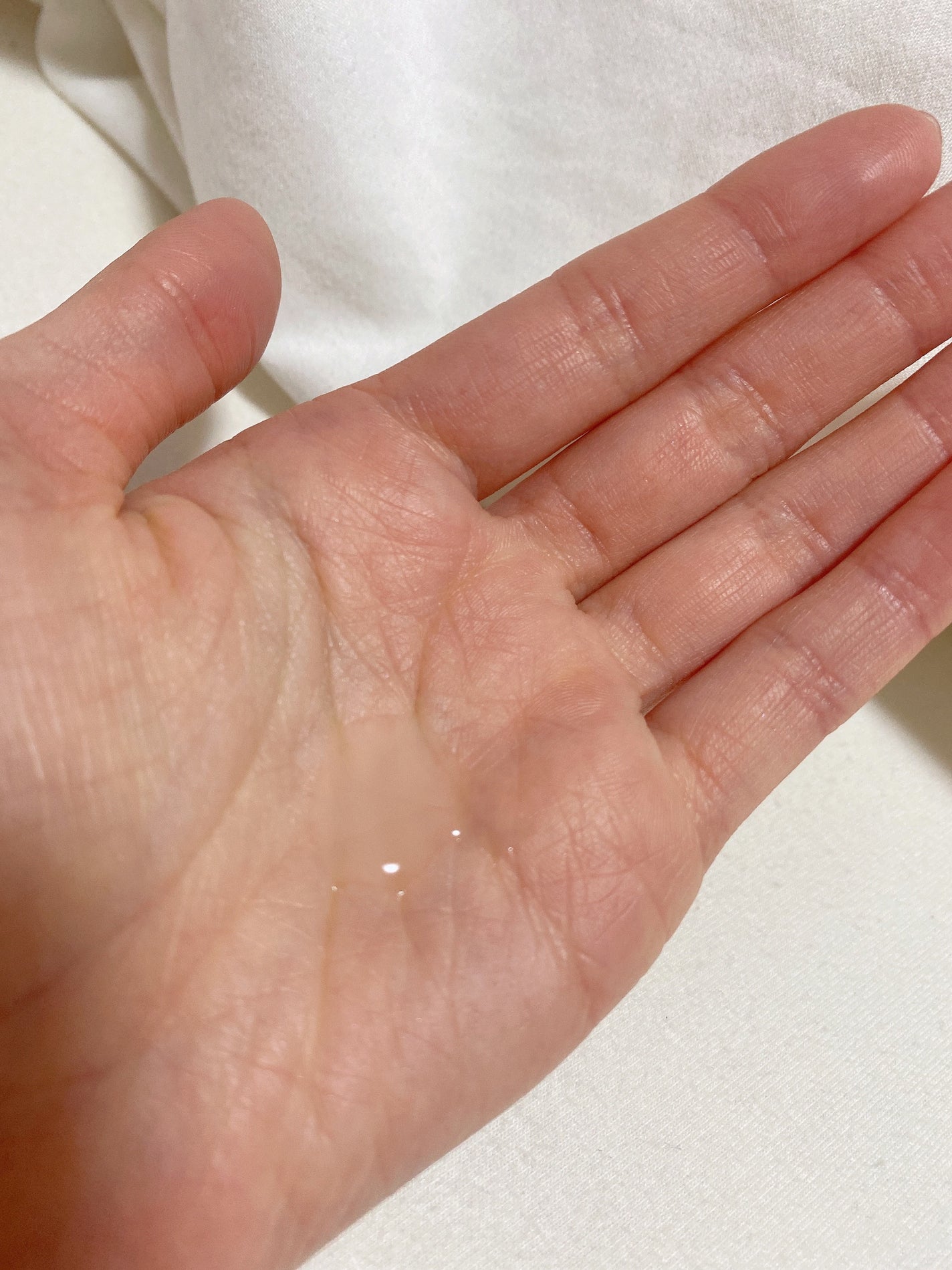 モイスチュアマイルドホワイト パーフェクトエッセンス/モイスチュアマイルド ホワイト/オールインワン化粧品を使ったクチコミ(3枚目)