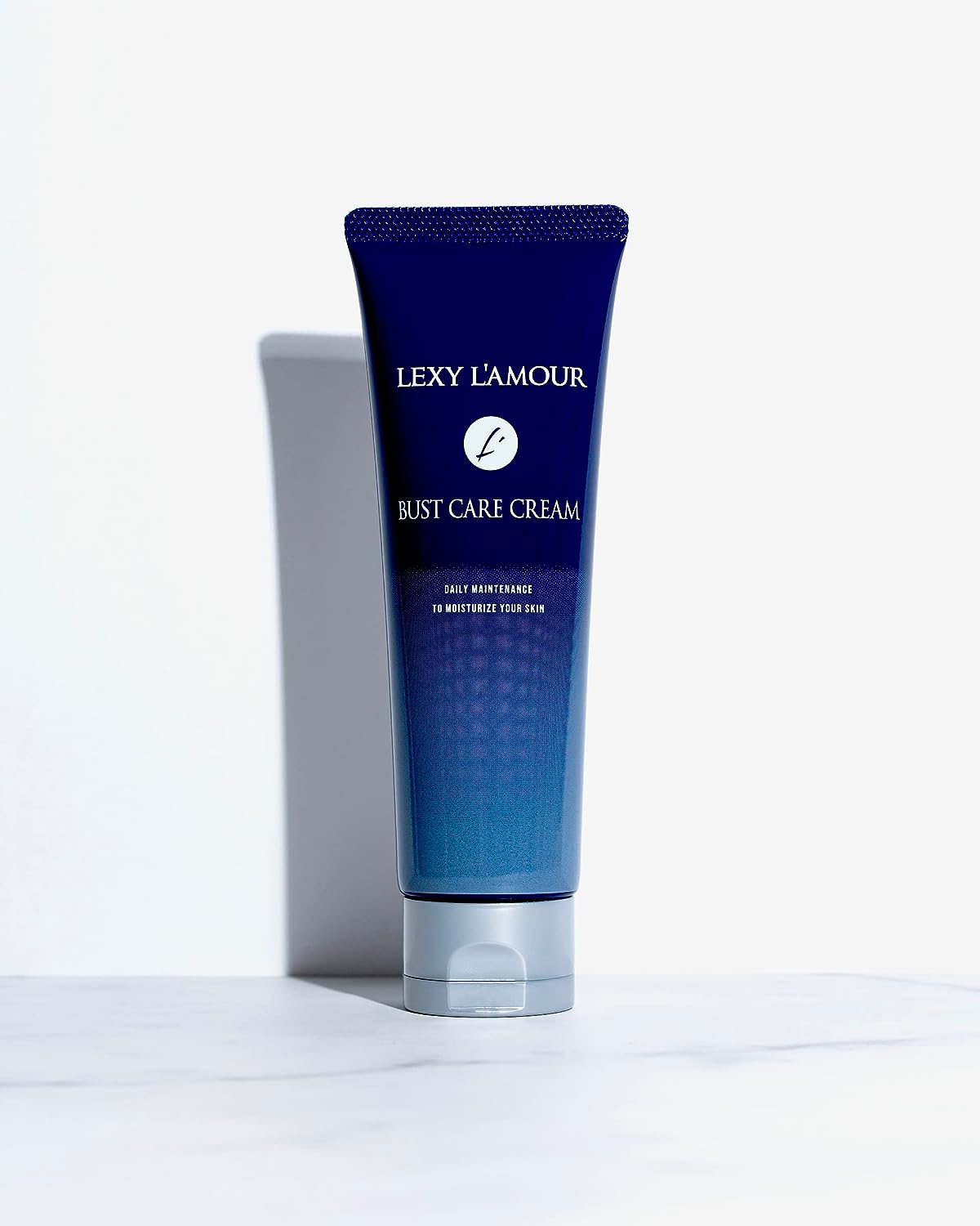 レクシーラムーア バストケアクリーム