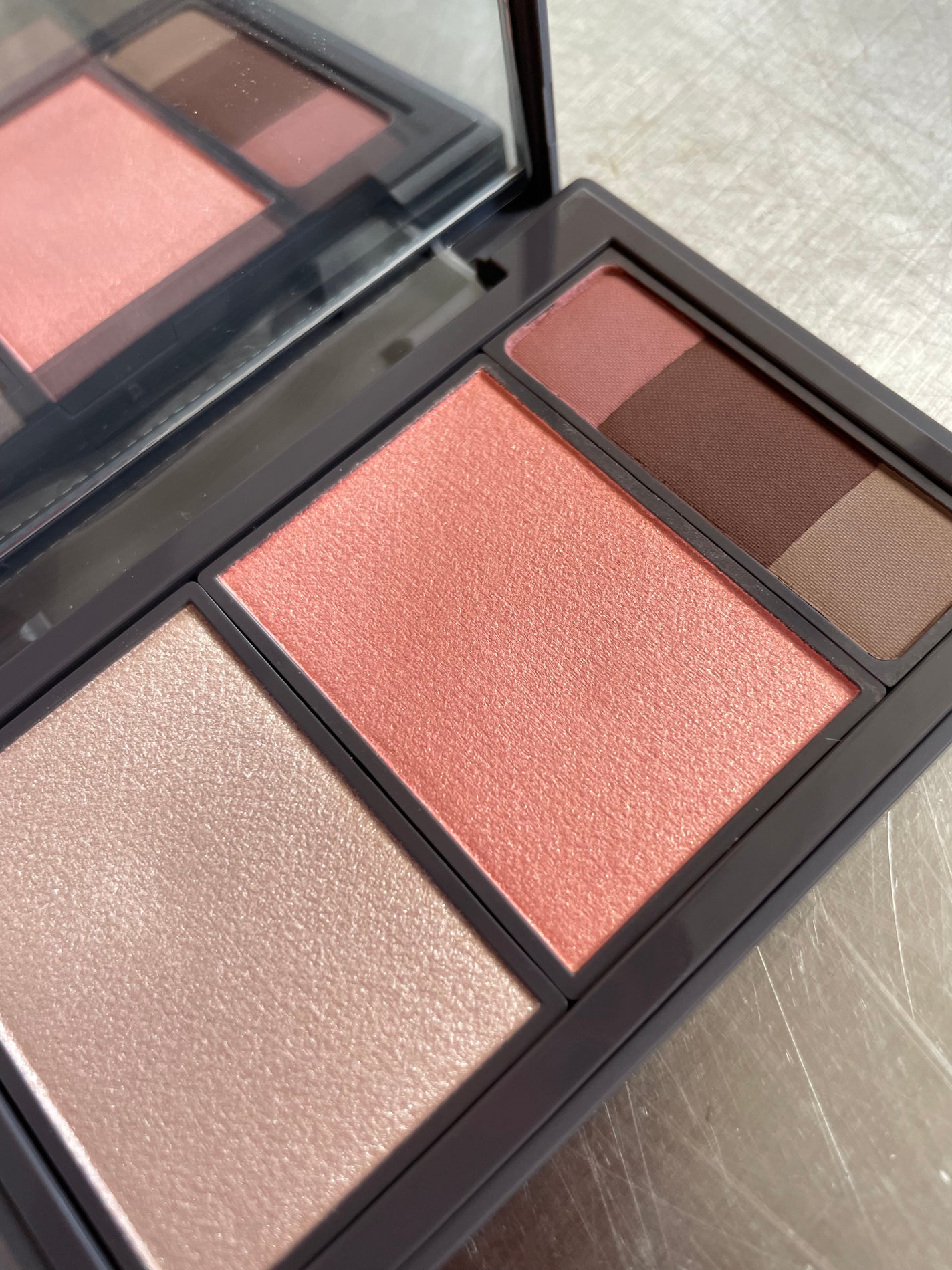 プランクトン on LIPS 「#ステイアシュール スプリングこれは良い!きれいですよ。特に..」(3枚目)