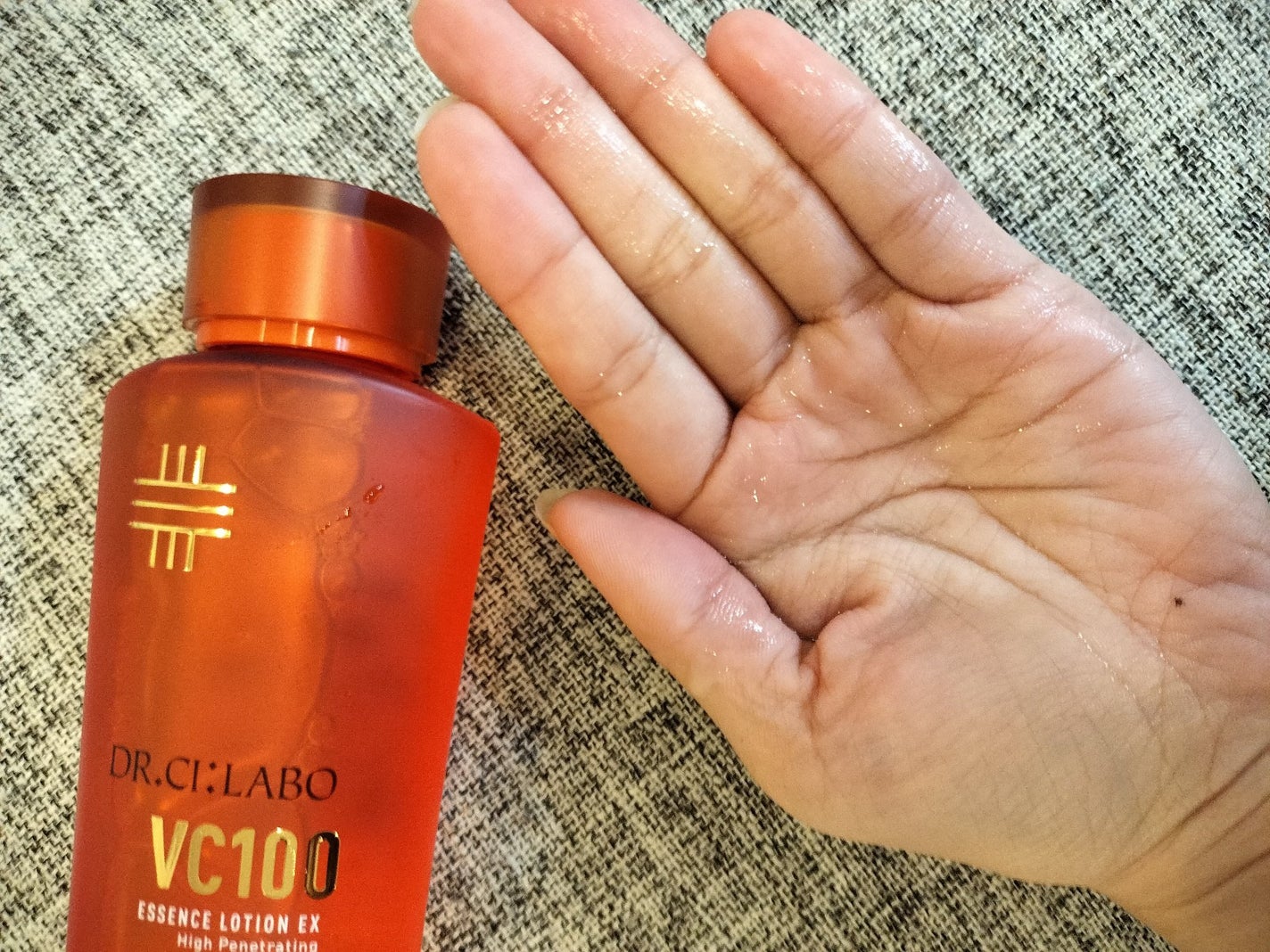 VC100エッセンスローション EX/ドクターシーラボⓇ/化粧水を使ったクチコミ(2枚目)