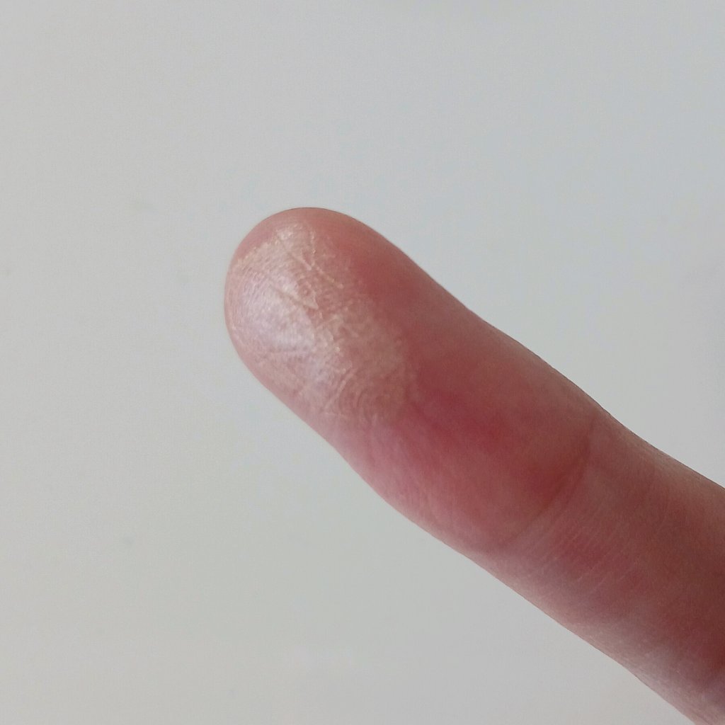 クリームハイライター 01 ルミナスベージュ/キャンメイク/クリームハイライトを使ったクチコミ（3枚目）