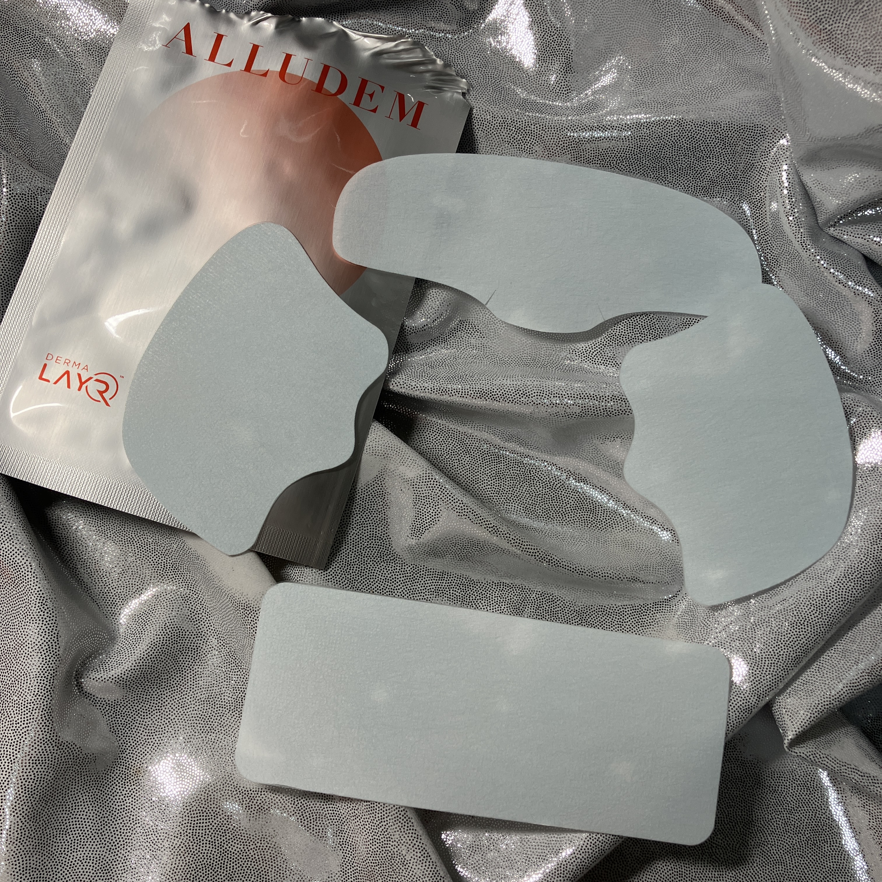 Derma Lift Mask/ALLUDEM/スキンケアキットを使ったクチコミ（3枚目）