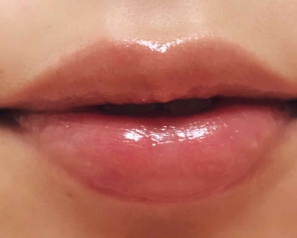 38°C / 99°F リップトリートメント (リップ美容液)/UZU BY FLOWFUSHI/リップケアを使ったクチコミ(2枚目)