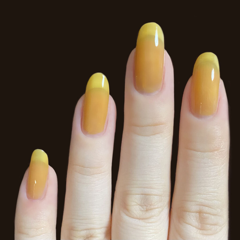 グロウアップネイルカラー [G007]ジョイフル/hince/マニキュアを使ったクチコミ（3枚目）