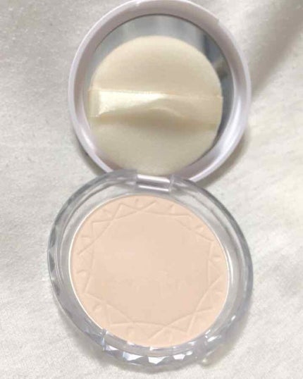 UVクリアフェイスパウダー/CEZANNE/プレストパウダーを使ったクチコミ(3枚目)