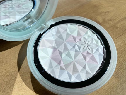 AQ オーラ リフレクター/DECORTÉ/プレストパウダーを使ったクチコミ(2枚目)