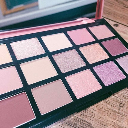 プレイカラーアイパレット ランジェリーバックステージ/ETUDE/アイシャドウパレットを使ったクチコミ(2枚目)