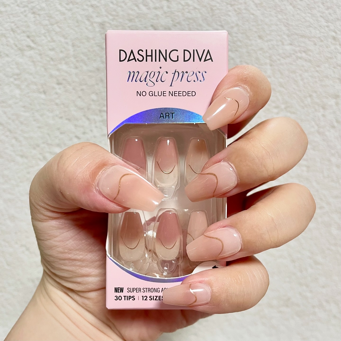 ジェルネイルチップ MAGIC PRESS/DASHINGDIVA MAGICPRESS/ネイルチップ・パーツを使ったクチコミ（1枚目）