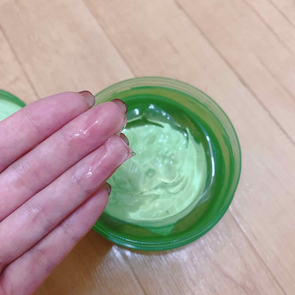 マイルド&モイスチャーアロエジェル/ネイチャーリパブリック/ボディローションを使ったクチコミ(2枚目)