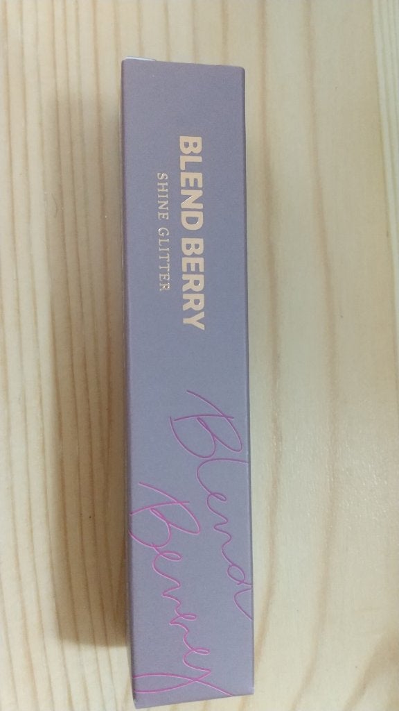 プリズムシャイングリッター/BLEND BERRY/グリッターを使ったクチコミ(1枚目)