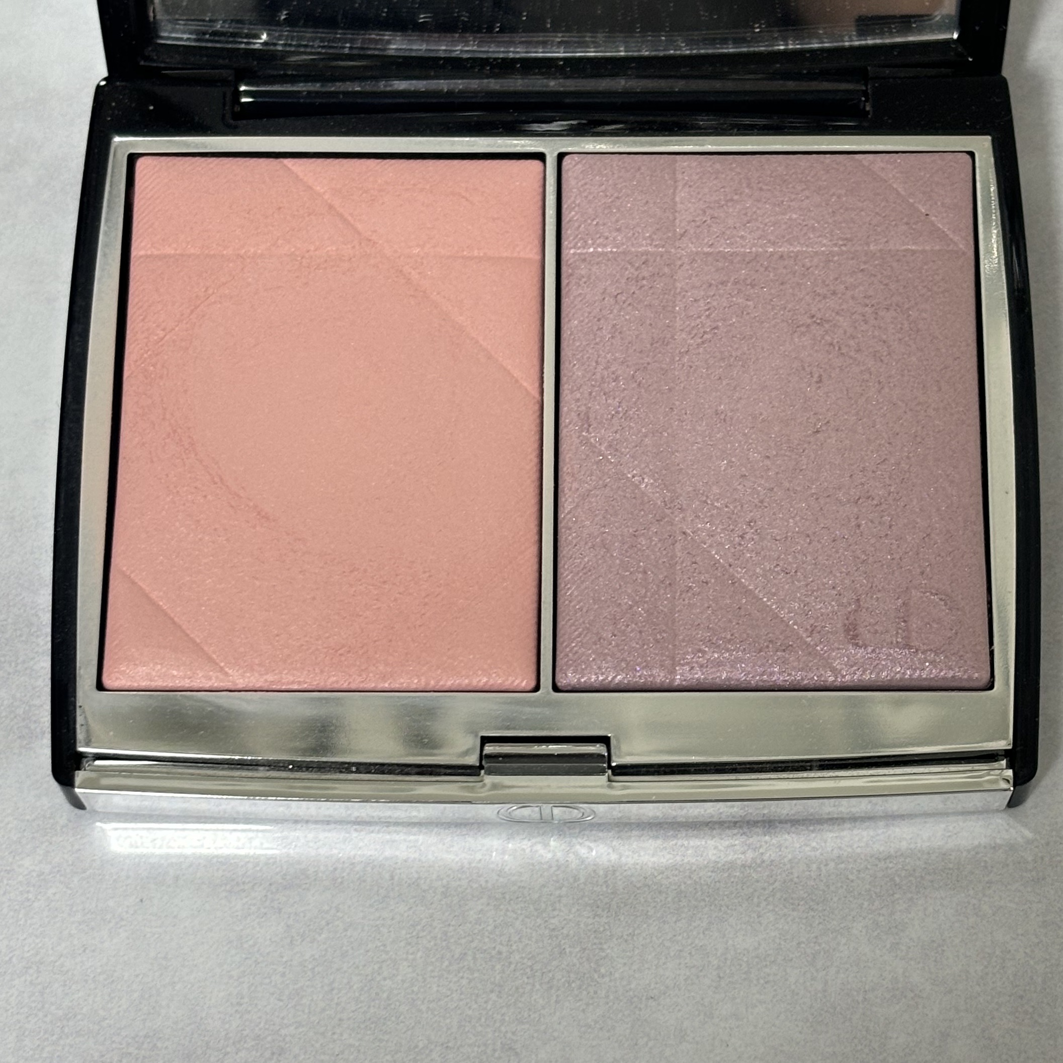 ディオールスキン ルージュ ブラッシュ カラー＆グロウ/Dior/パウダーチークを使ったクチコミ（2枚目）