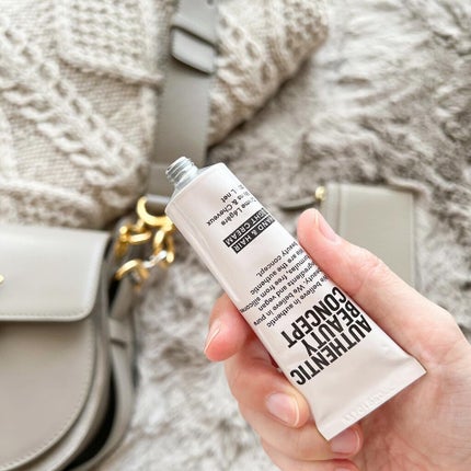 ハンド&ヘア ライトセラム/AUTHENTIC BEAUTY CONCEPT/ハンドクリームを使ったクチコミ(2枚目)