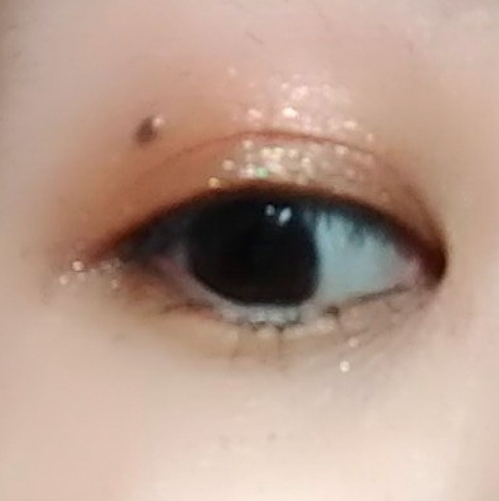 プリズム エアー シャドウ/CLIO/単色アイシャドウを使ったクチコミ（3枚目）