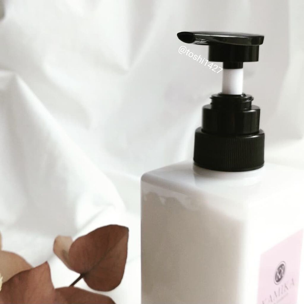 黒髪クリームシャンプー/KAMIKA/シャンプー・コンディショナーを使ったクチコミ（3枚目）