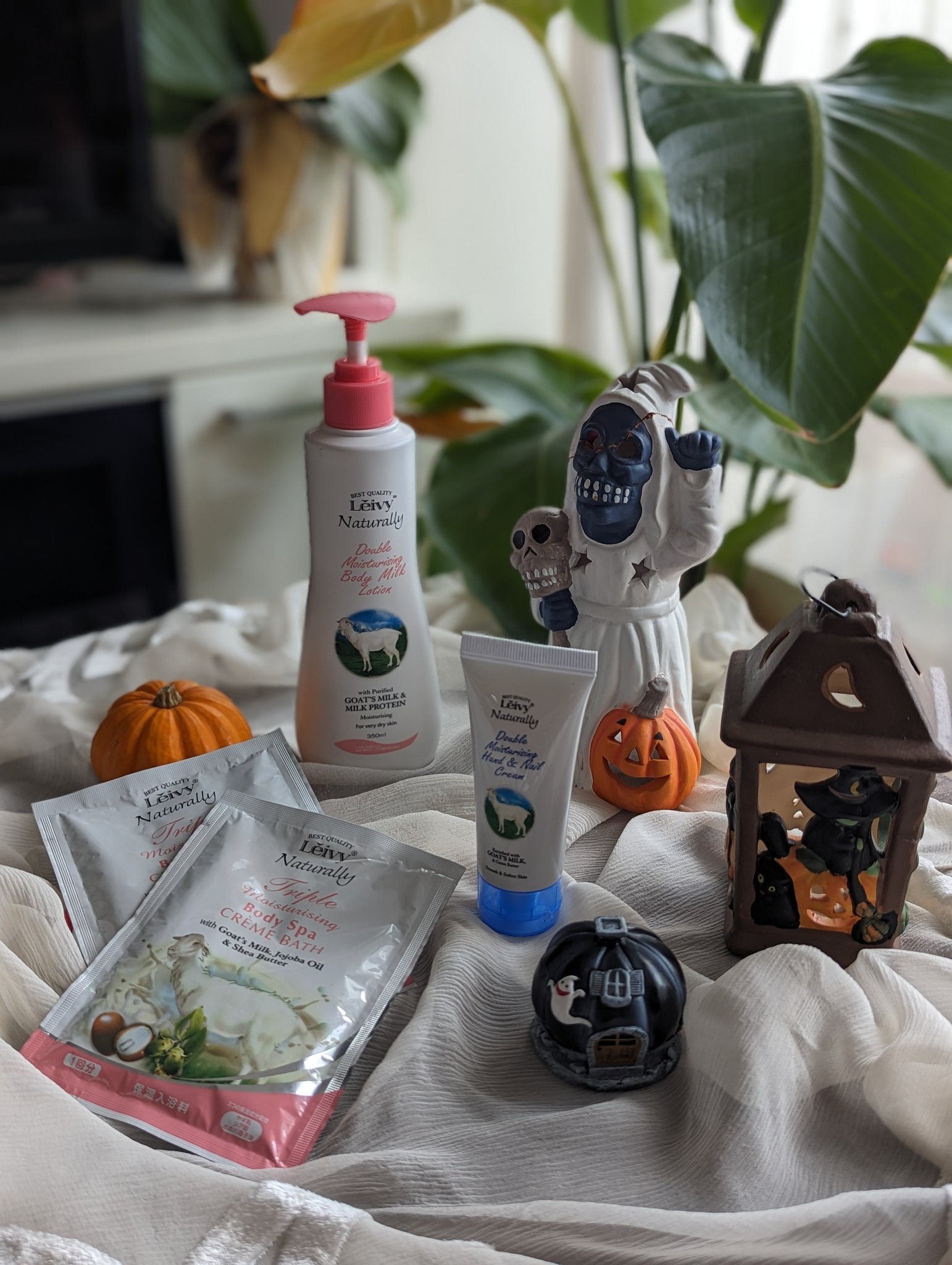 レイヴィー ハンド＆ネイルクリームゴートミルク/Leivy/ハンドクリームを使ったクチコミ（2枚目）