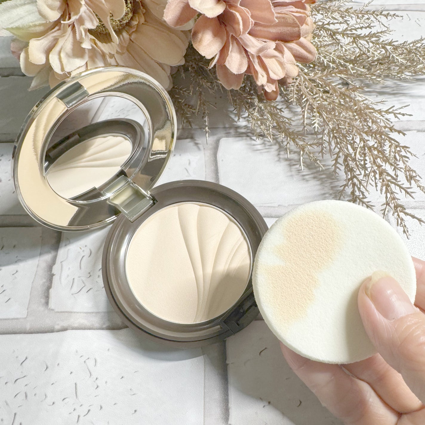 フェイスアップ プレストパウダー SPF23 / PA++/COVERMARK/プレストパウダーを使ったクチコミ(4枚目)