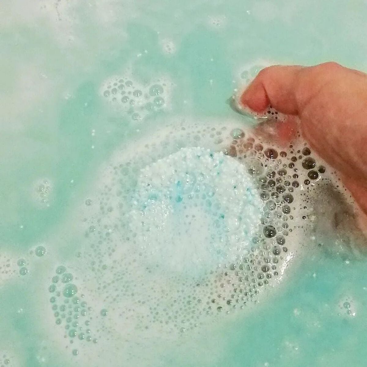 モンスターバブル ゆるんとジャグジー気分/バブ/炭酸系入浴剤を使ったクチコミ(4枚目)