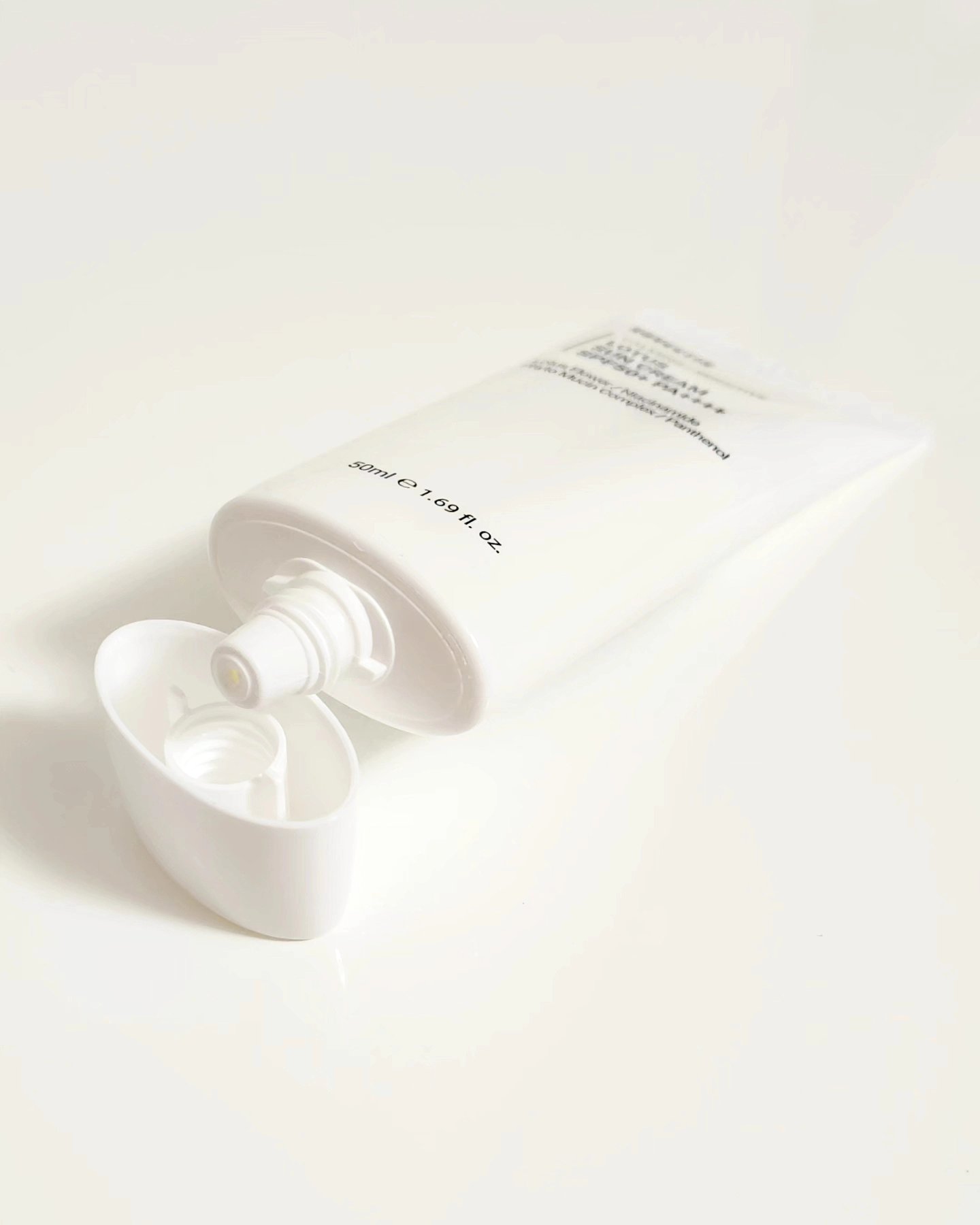 カーミング ロータス サンクリーム/ロベクチン/日焼け止めクリームを使ったクチコミ（2枚目）