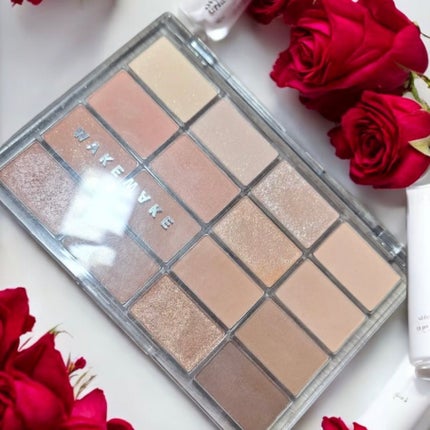 ソフトブラーリングアイパレット/wakemake/アイシャドウパレットを使ったクチコミ(2枚目)