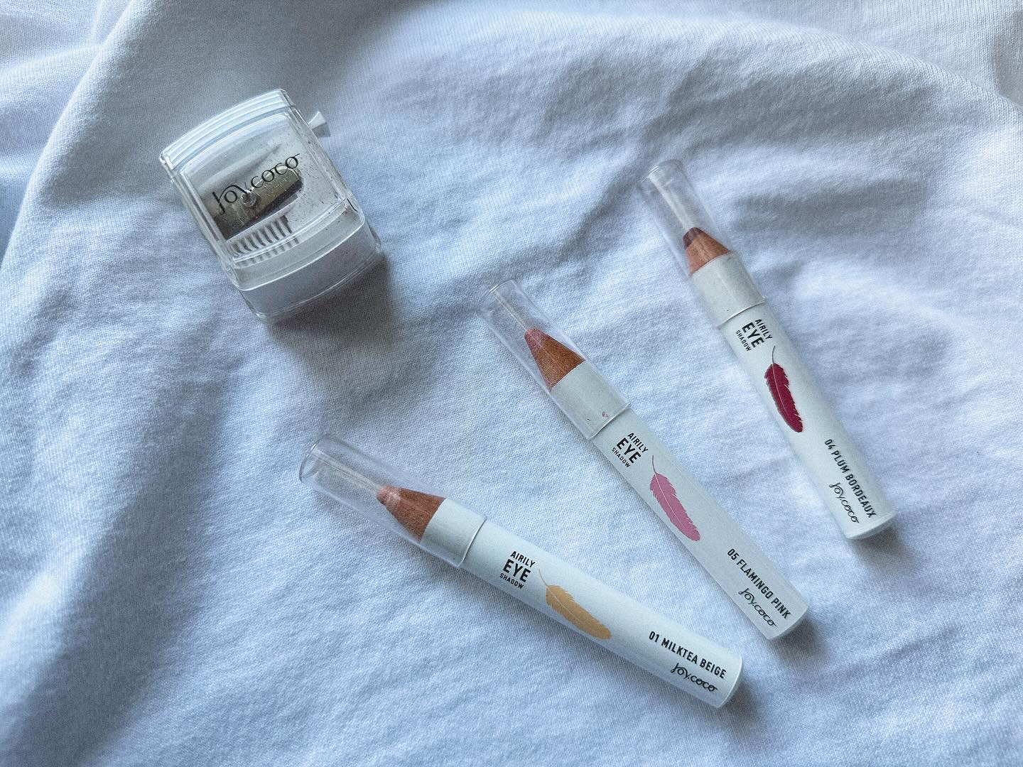ジョイココ エアリーアイシャドウ/Joy.coco(ジョイココ)/単色アイシャドウを使ったクチコミ（1枚目）
