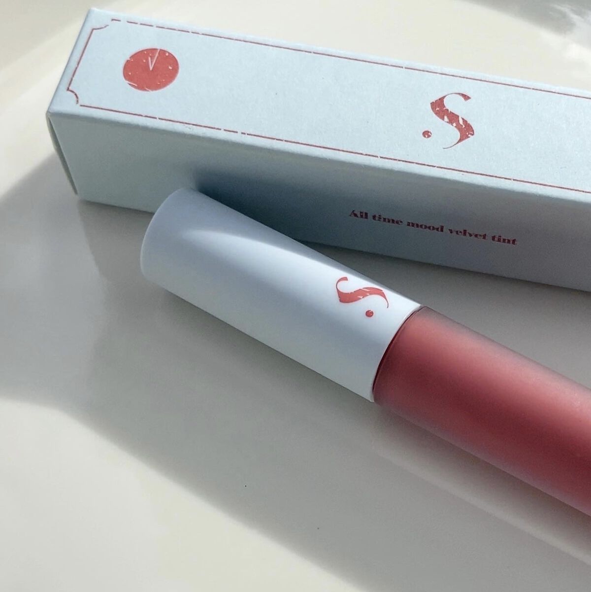 オールタイム ムード ベルベットティント サマータイムエディション/saat insight/リップティントを使ったクチコミ（3枚目）