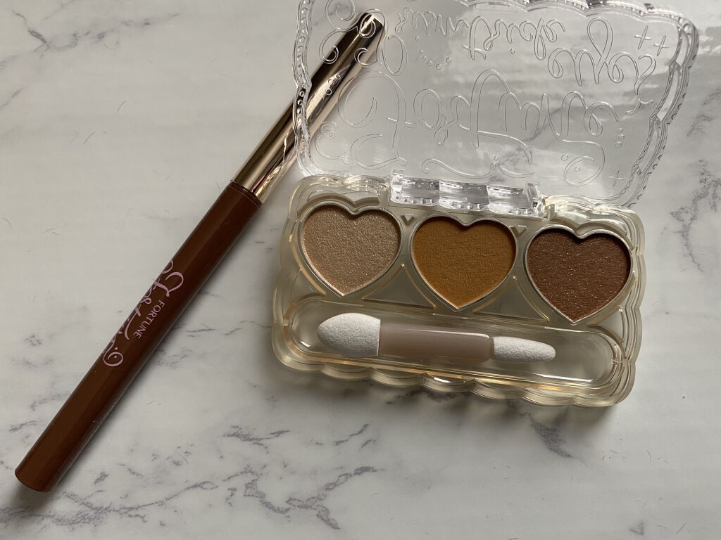 ドーリーフィール アイカラー 02（ハニーキャメル）/フォーチュン/アイシャドウパレットを使ったクチコミ（2枚目）