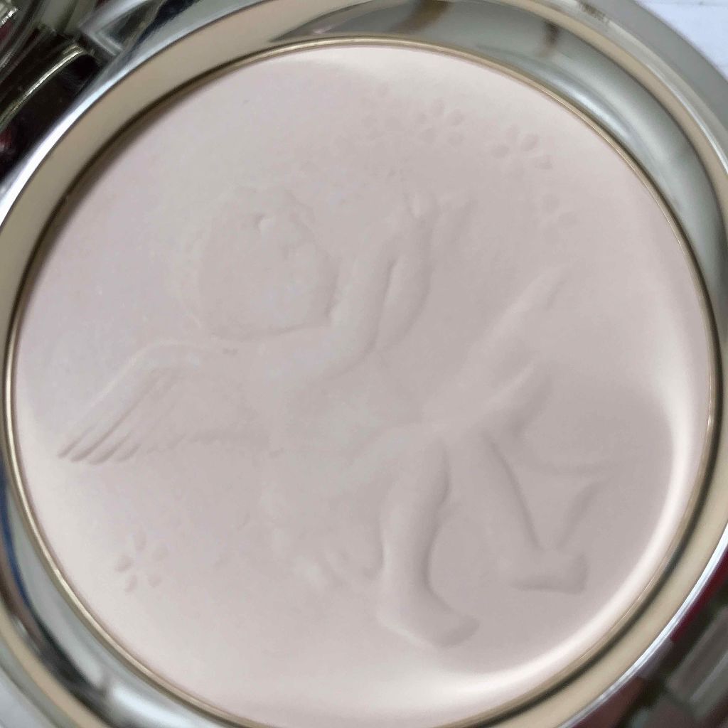 フェースアップパウダー<ミラノコレクション2015>/ミラノコレクション/プレストパウダーを使ったクチコミ(2枚目)